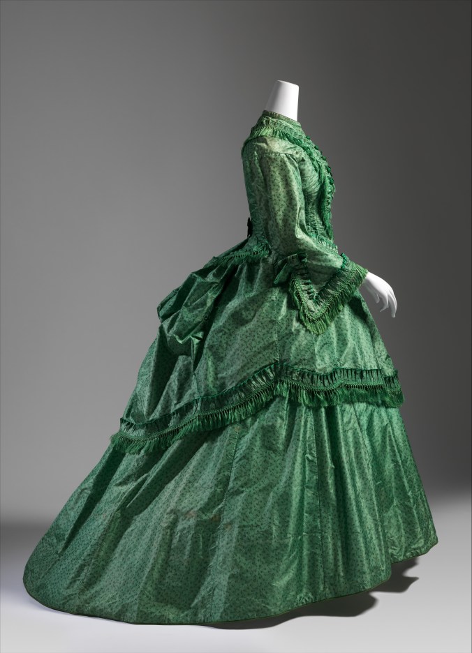 Victorian Antique 1850s Pagoda Sleeve Crinoline Silk Day Dress -  Canada